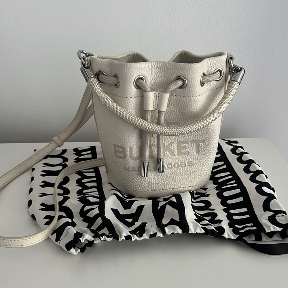 Marc Jacobs Cream Bucket Bag